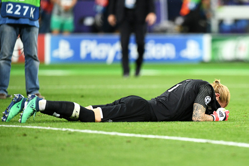 Fyrrum liðsfélagi Karius ósáttur með meðferðina á markverðinum