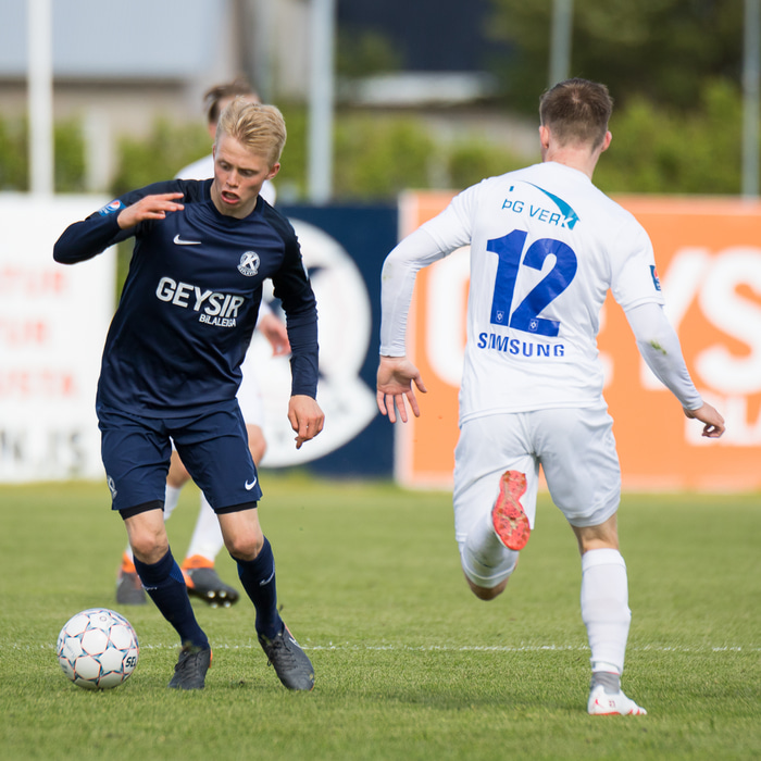 Auðvitað horfir maður lengra, held það séu ekki margir íslenskir leikmenn sem segi þegar þeir eru ungir að þá langi 'eingungis' að spila Noregi, með fullri virðingu fyrir því.