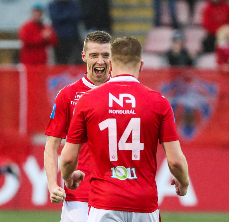 Hefur þrisvar sinnum orðið Íslandsmeistari með Val.