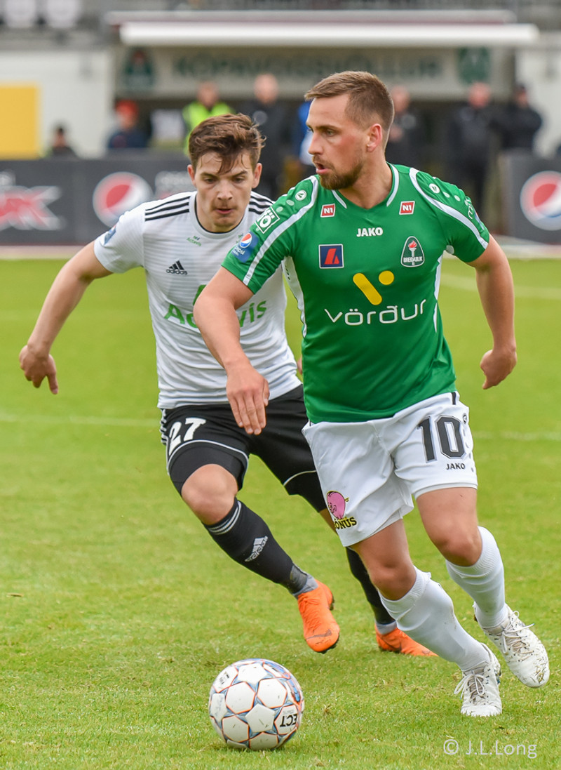 Oliver vorkenndi áhorfendum en fagnaði þrem stigum