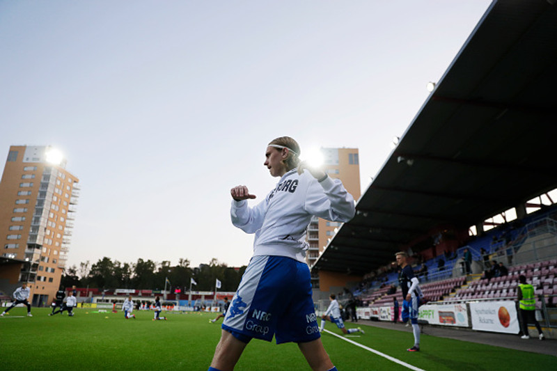 Elías hitar upp með Gautaborg sumarið 2018.