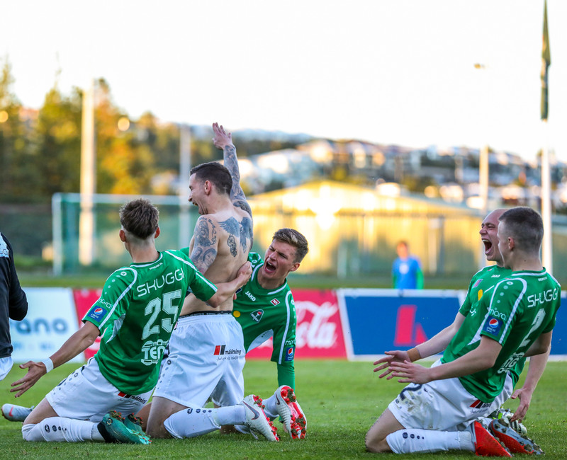 Myndaveisla: Dramatískur sigur Blika á Ólsurum