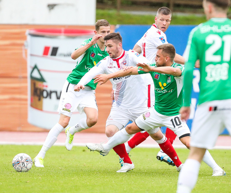 Myndaveisla: Valur vann toppslaginn við Blika