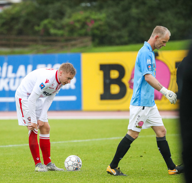 Myndaveisla: Valur vann toppslaginn við Blika
