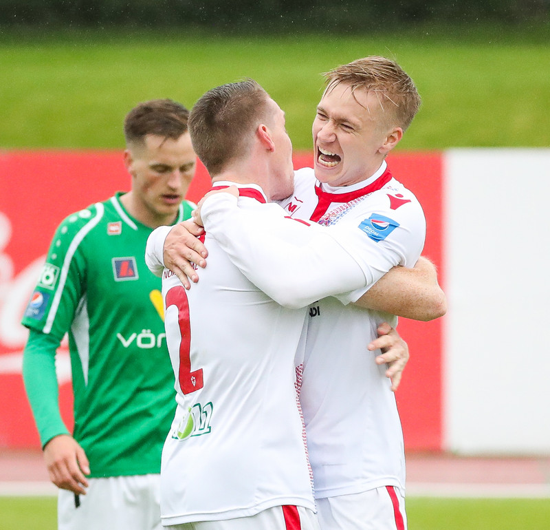 Myndaveisla: Valur vann toppslaginn við Blika