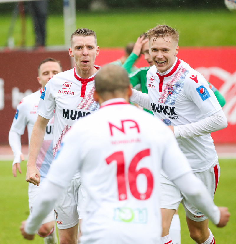 Myndaveisla: Valur vann toppslaginn við Blika