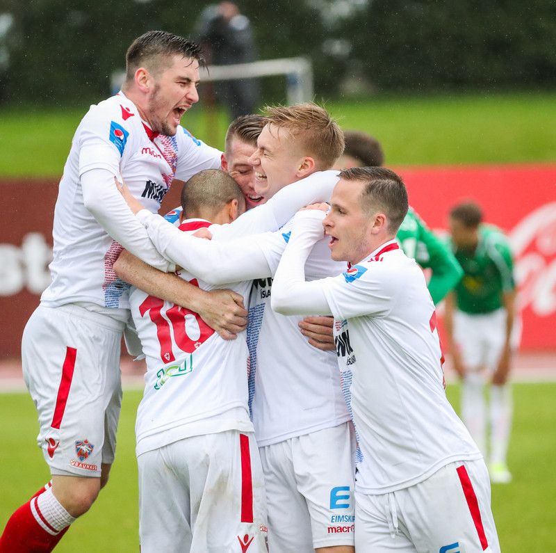 Myndaveisla: Valur vann toppslaginn við Blika