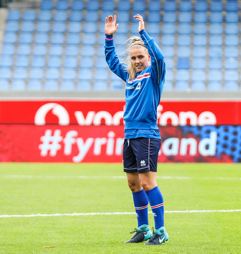 Guðrún Arnardóttir er í hópnum eftir hlé.