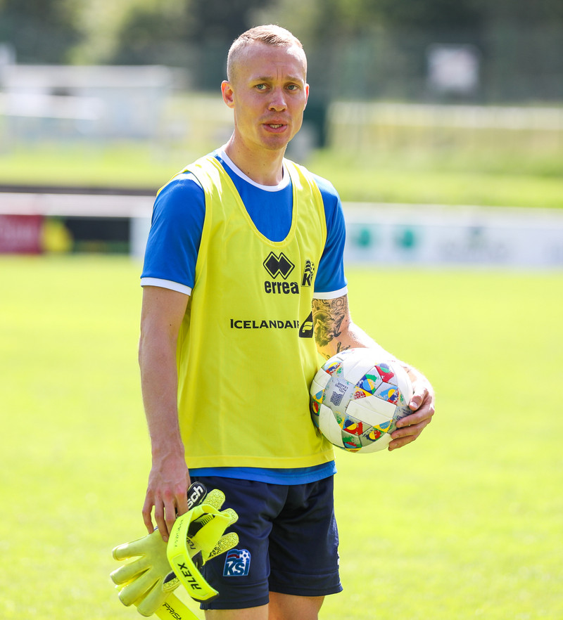 Guðmundur Þórarinsson var á mála hjá Sarpsborg þegar Burchnall þjálfaði þar.