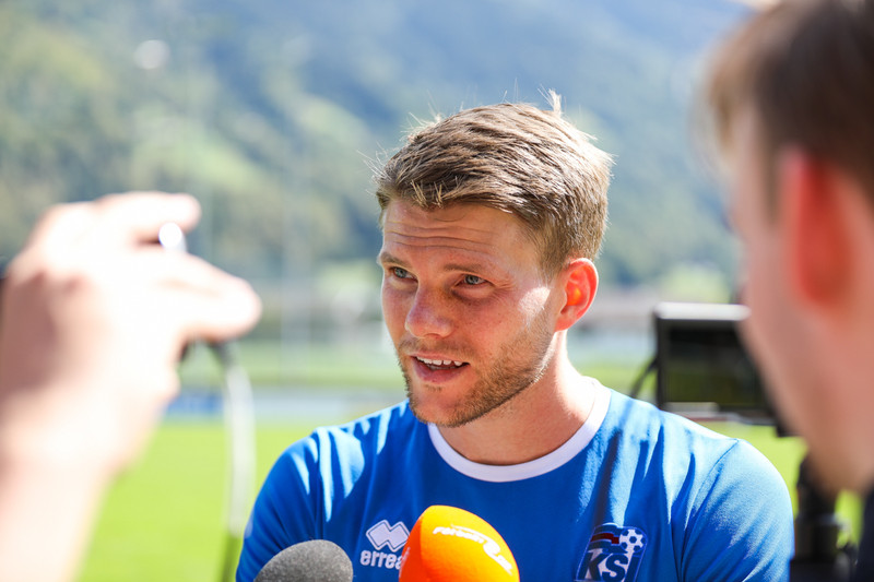Rostov og Apoel ennþá í viðræðum um Björn Bergmann