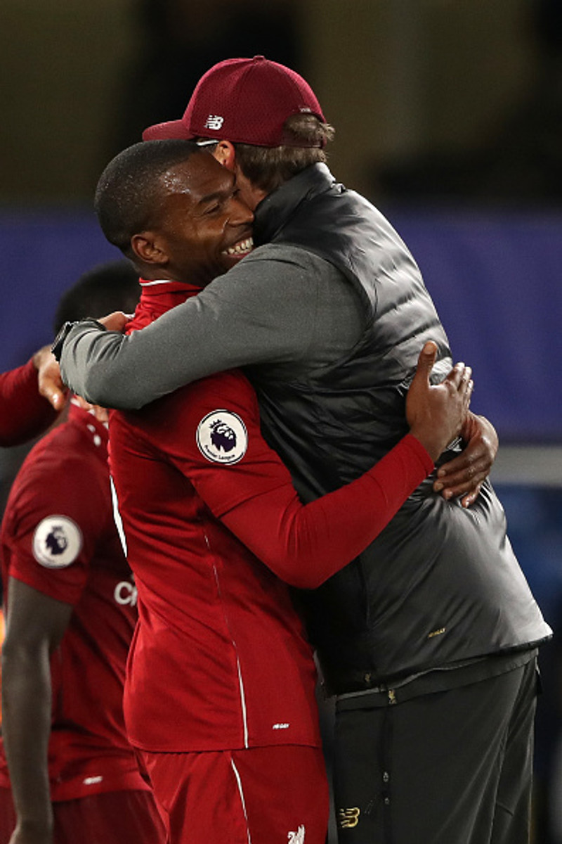 Sturridge er í banni til 17. júní.