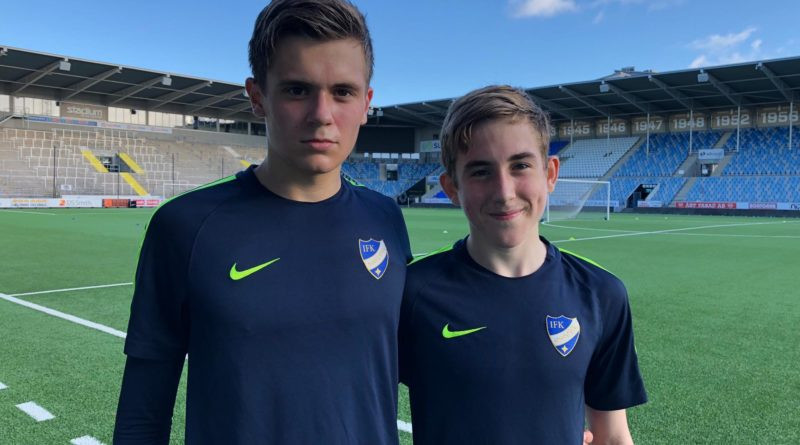 Ísak Bergmann og Oliver.