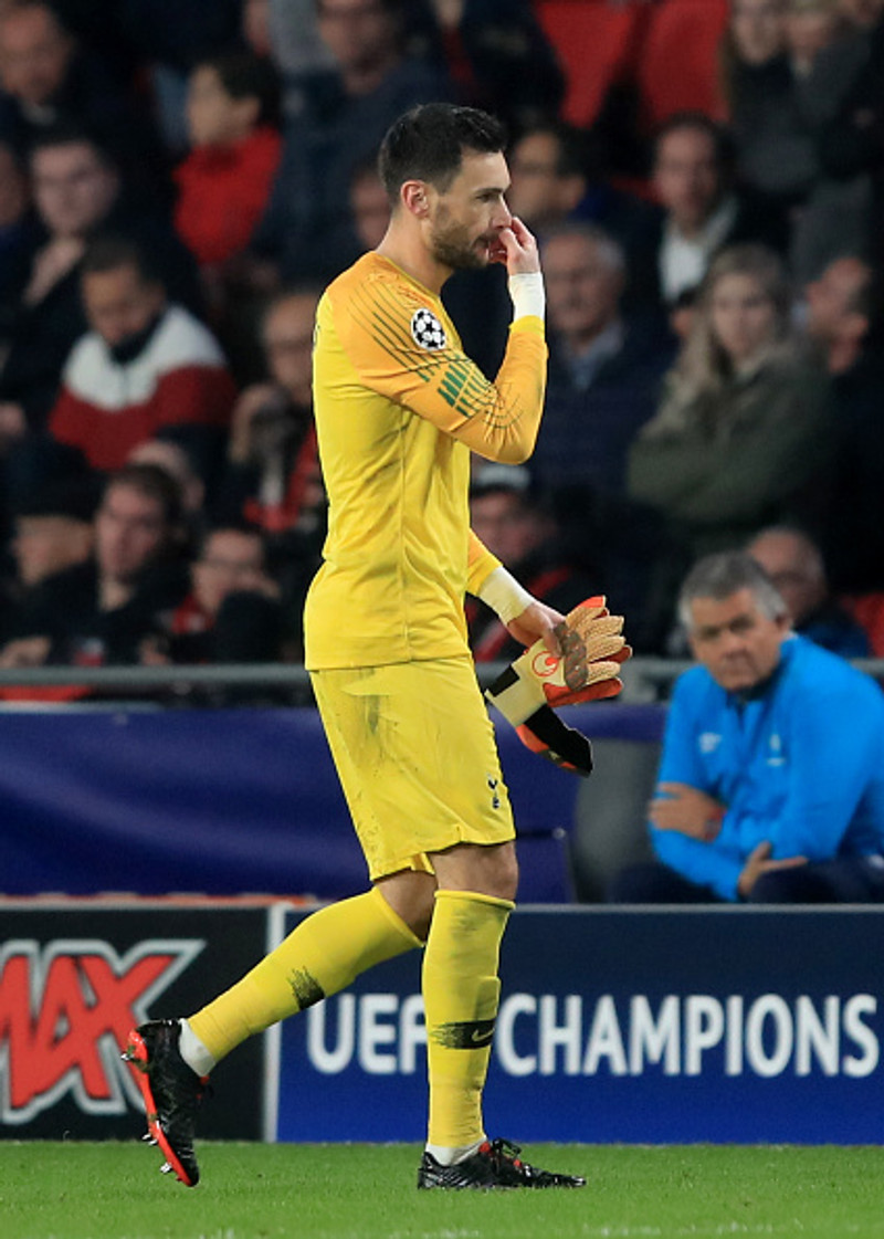 Hugo Lloris byrjar gegn Norwich.