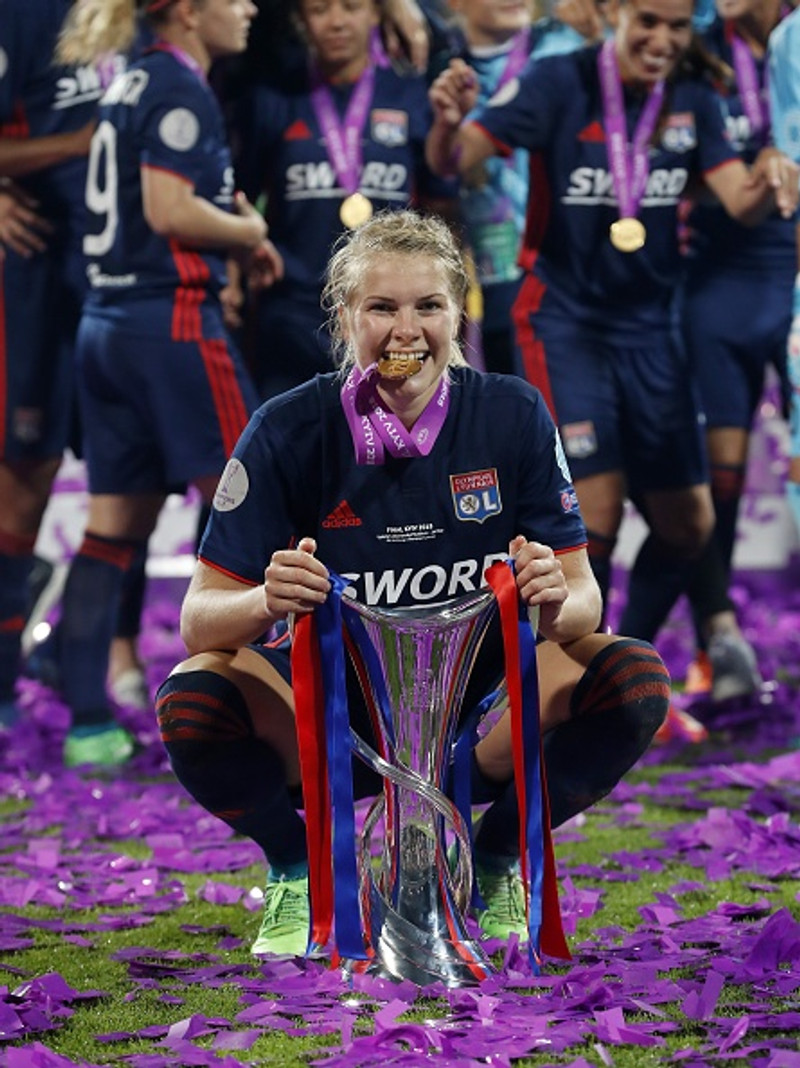 Ada Hegerberg er frábær fótboltakona.