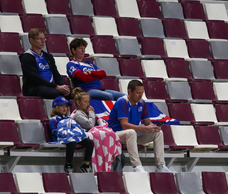 Ísland lék vináttulandsleik á Khalifa leikvangnum í Katar fyrr á árinu.