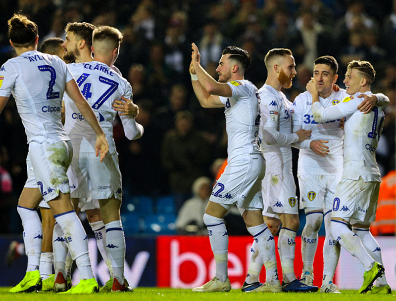 Eigandi Leeds skoðar sölu - Eigandi PSG hefur áhuga
