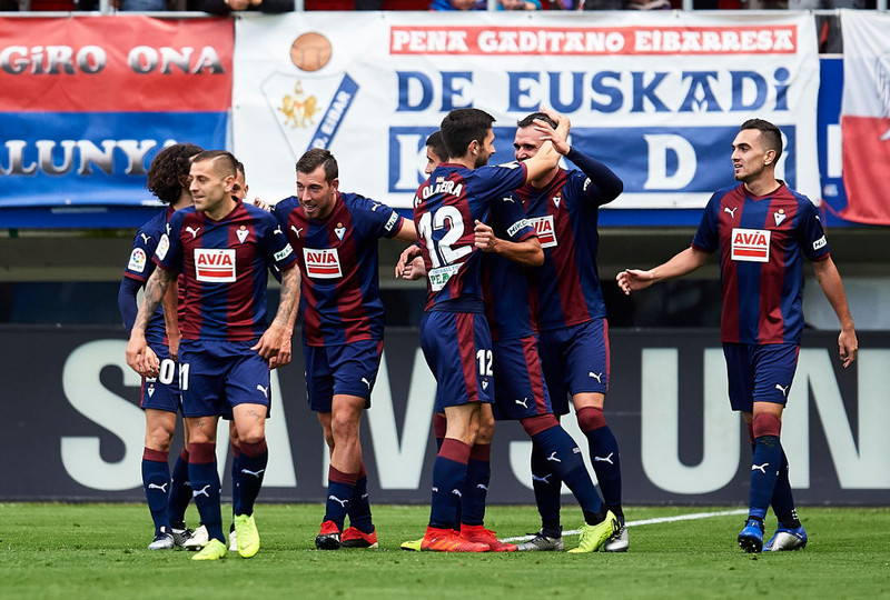 Eibar mætir Espanyol.