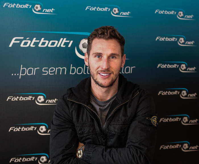 Gary Martin er ósáttur með vítið