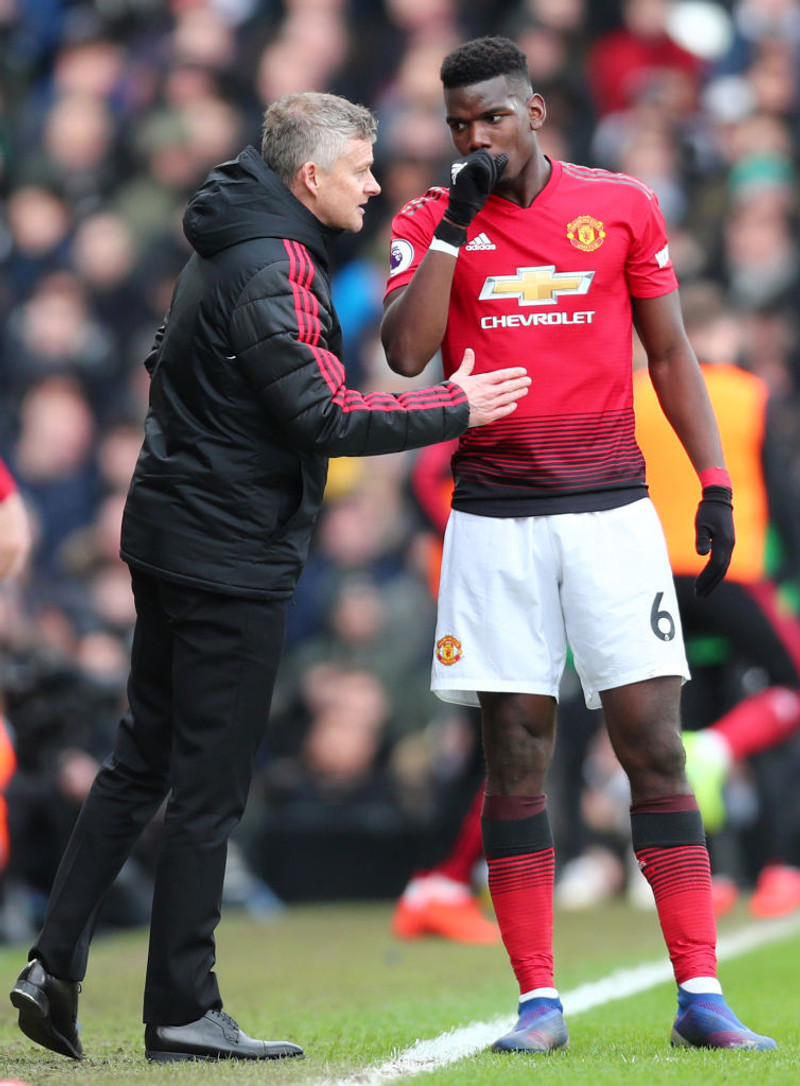 Paul Pogba verður ekki með um helgina vegna meiðsla.