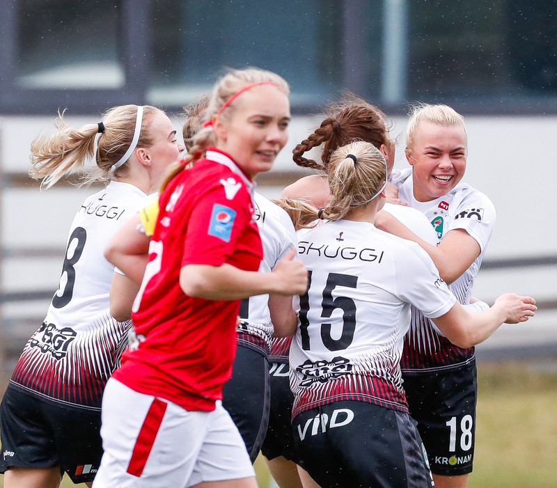 Myndaveisla: Breiðablik vann Val og þar með Lengjubikarinn