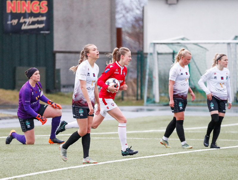 Myndaveisla: Breiðablik vann Val og þar með Lengjubikarinn