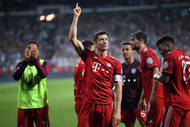 Lewandowski og félagar fagna sigrinum.