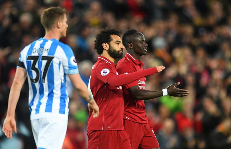 Mane og Salah. Þeir byrja.