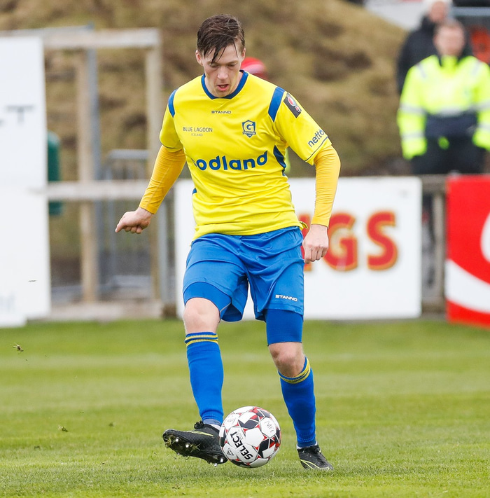 Aron var á skotskónum.