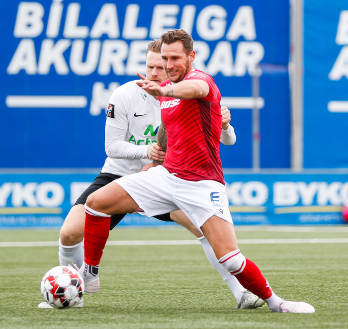 Gary getur fundið sér nýtt félag á Íslandi í júlí.