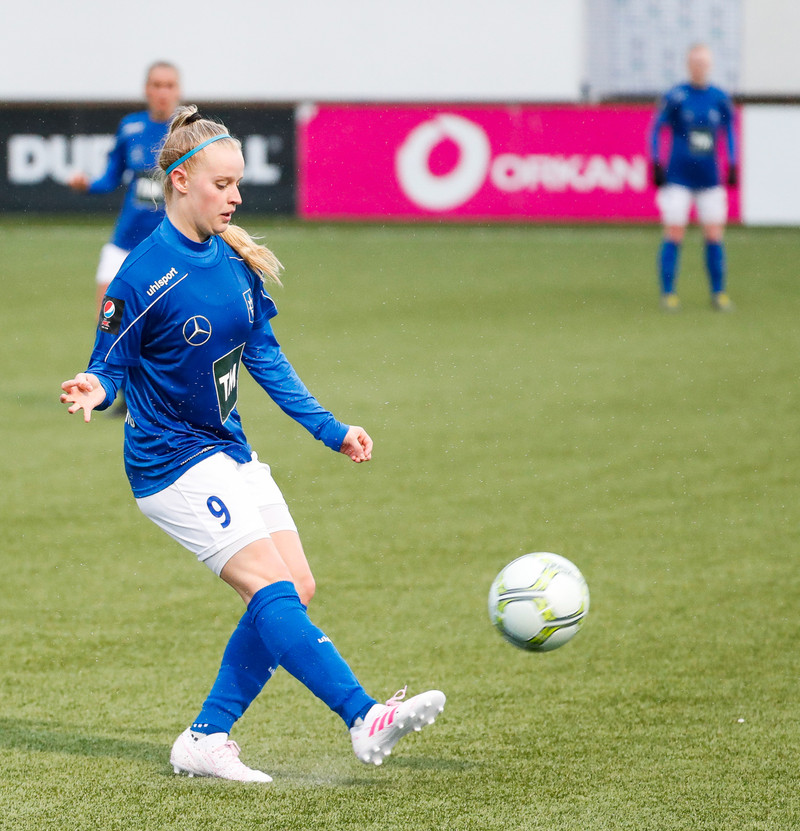 Sigrún Ella Einarsdóttir er í liði umferðarinnar.