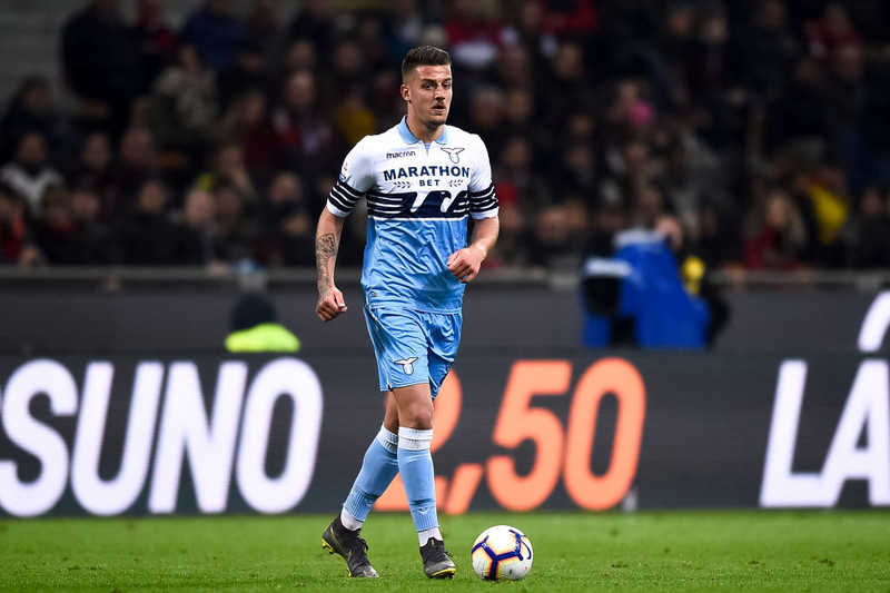Manchester United undirbýr tilboð í Milinkovic-Savic
