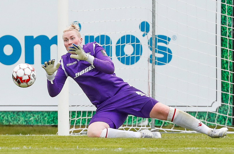 Sandra Sigurðardóttir (Valur) - Hefur varið vel og einungis fengið sjö mörk á sig í sumar.