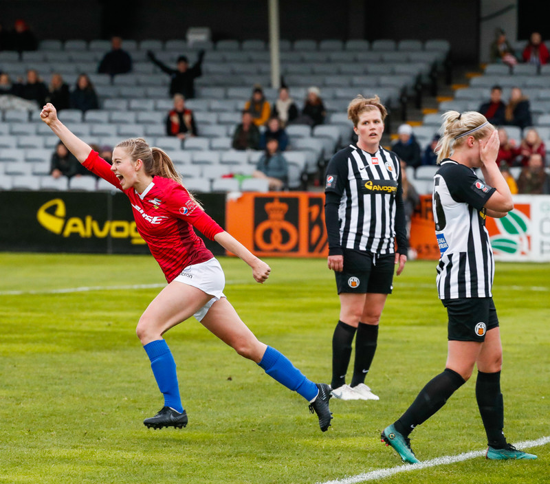 Elín Metta Jensen (Valur) - Elín Metta hefur skorað níu mörk og lagt upp fleiri til viðbótar.