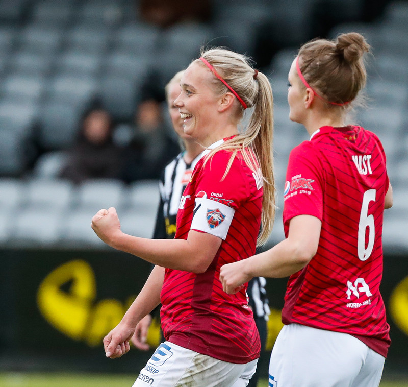 Margrét Lára Viðarsdóttir (Valur) - Markadrottningin hefur skorað sjö mörk í átta leikjum með toppliði Vals.