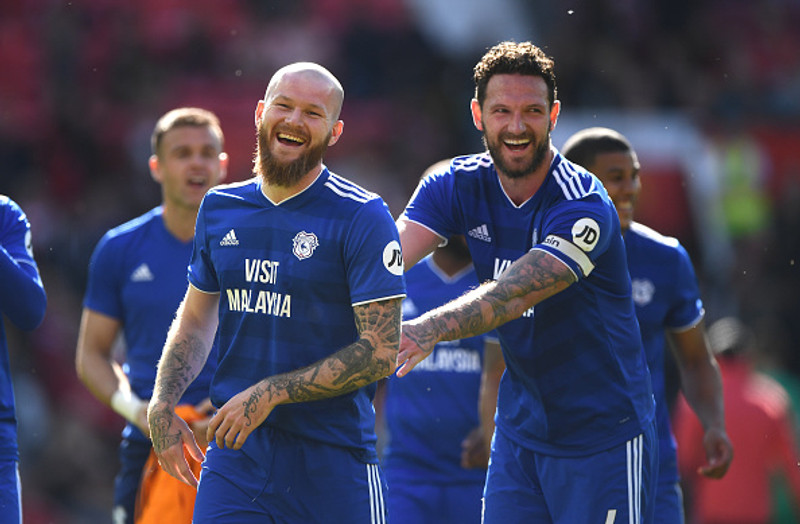 Aron lék kveðjuleik sinn fyrir Cardiff í gær.