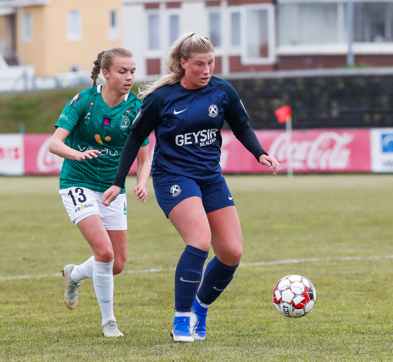 Aníta Lind er í liði umferðarinnar.