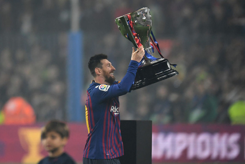 Messi hefur unnið gullskóinn sex sinnum. Cristiano Ronaldo vann hann fjórum sinnum og hefur engum öðrum tekist að vinna hann oftar en tvisvar.