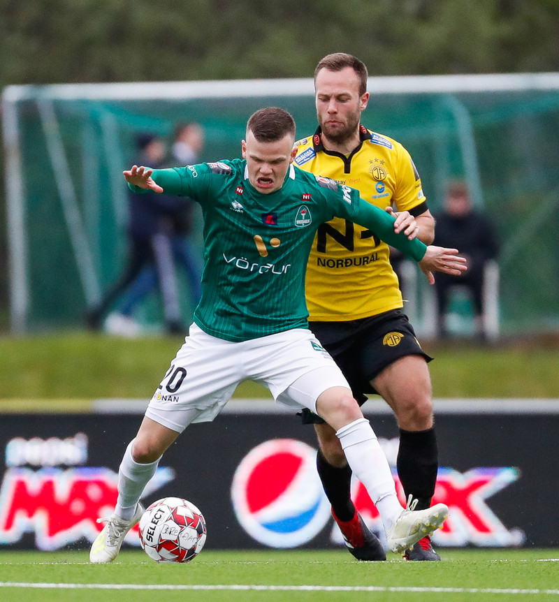 Myndaveisla: Skagamenn unnu Blika á nýju gervigrasi