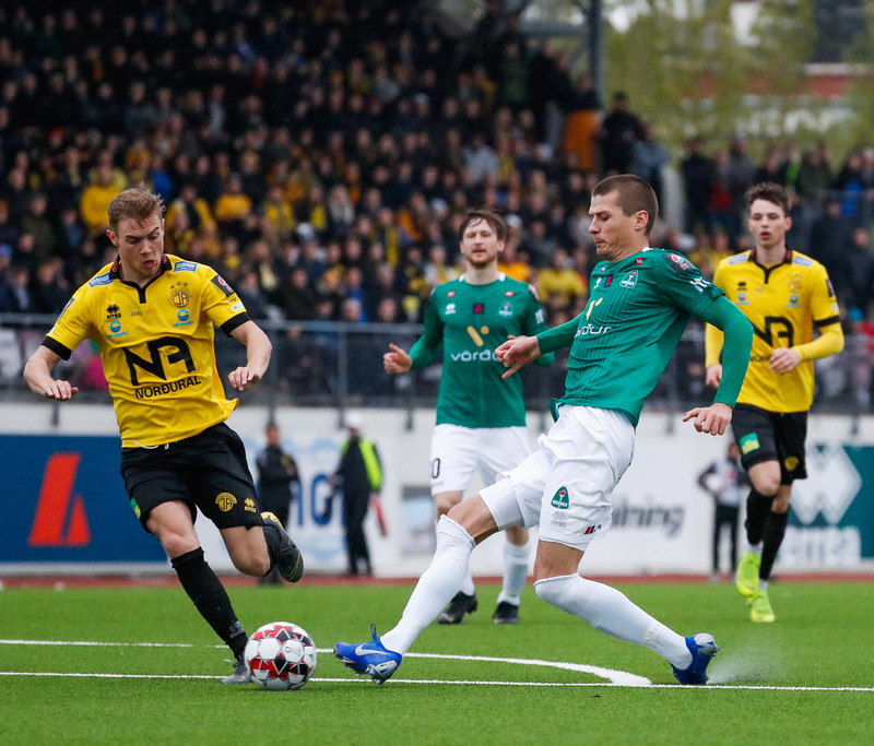 Myndaveisla: Skagamenn unnu Blika á nýju gervigrasi