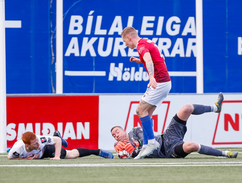 Myndaveisla: Breiðablik skildi Valsmenn eftir í vandræðum