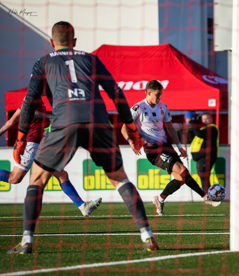 Hannes: Þessi umræða hefur vegið að æru minni