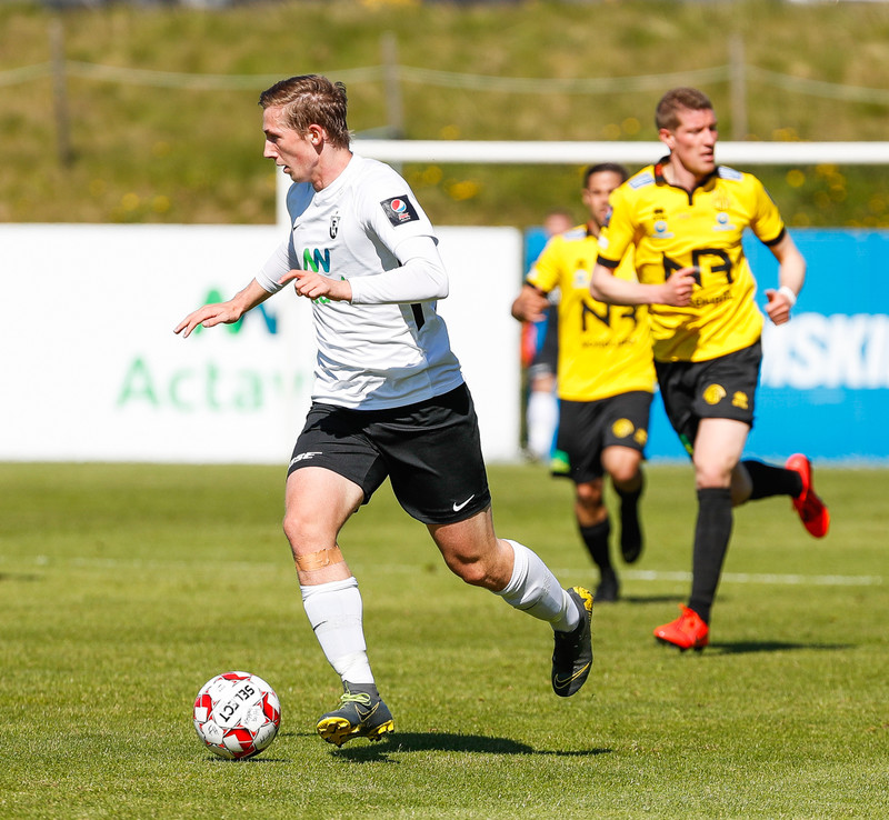 Jakup Thomsen 5-7 mánuði lengur frá