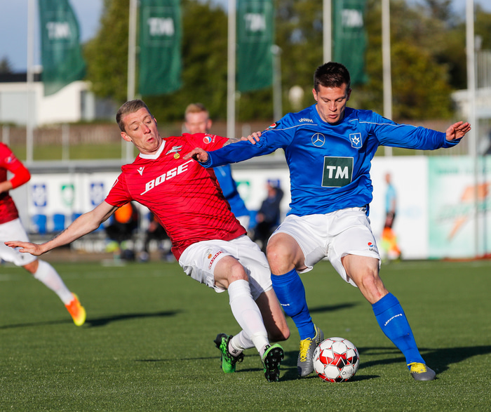 Hilmar Árni skoraði tvö gegn Val.