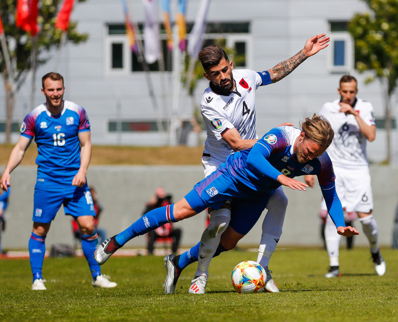 Hysaj í leiknum á Laugardalsvelli í júní. Þann leik vann Ísland 1-0.