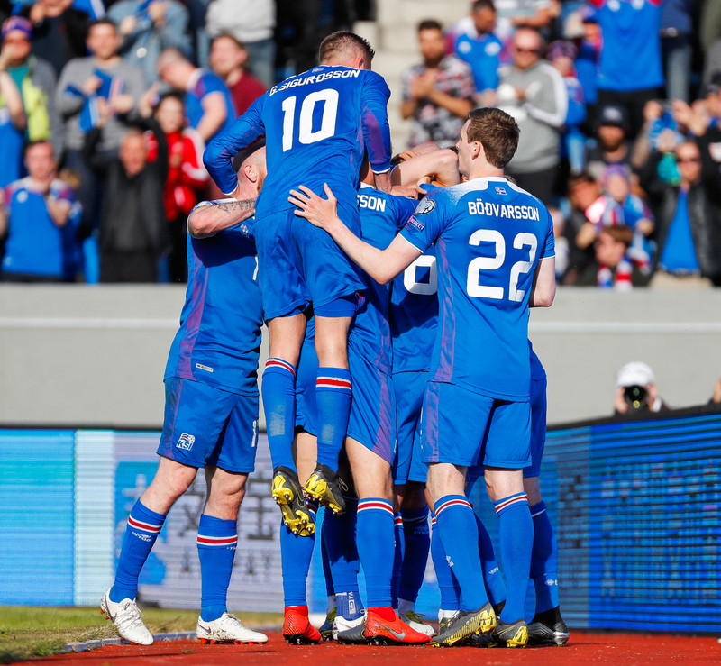 Ísland fagnar marki gegn Tyrklandi árið 2019.