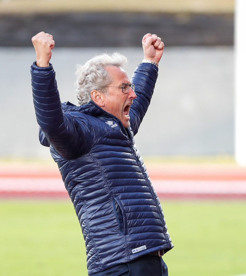 Erik Hamren fagnar sigrinum á Tyrklandi sumarið 2019.