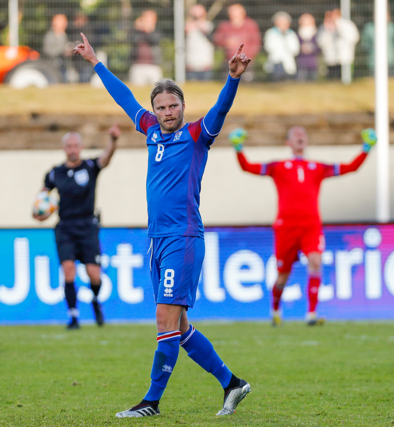 Birkir Bjarna eftirsóttur