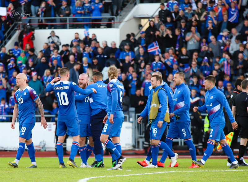 Myndaveisla 4: Ísland vann Tyrki í Laugardalnum