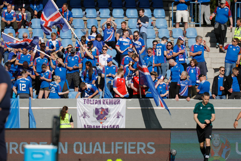 Myndaveisla 4: Ísland vann Tyrki í Laugardalnum