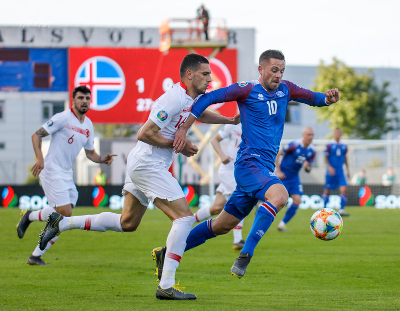 Myndaveisla 4: Ísland vann Tyrki í Laugardalnum